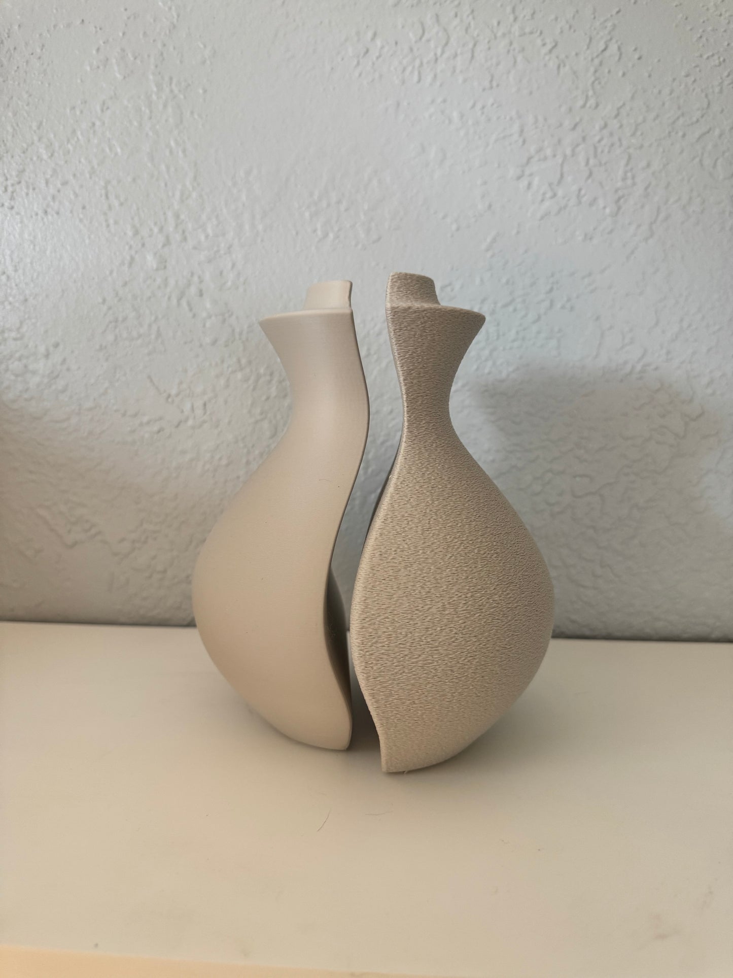 Unity Curve Vase Duo